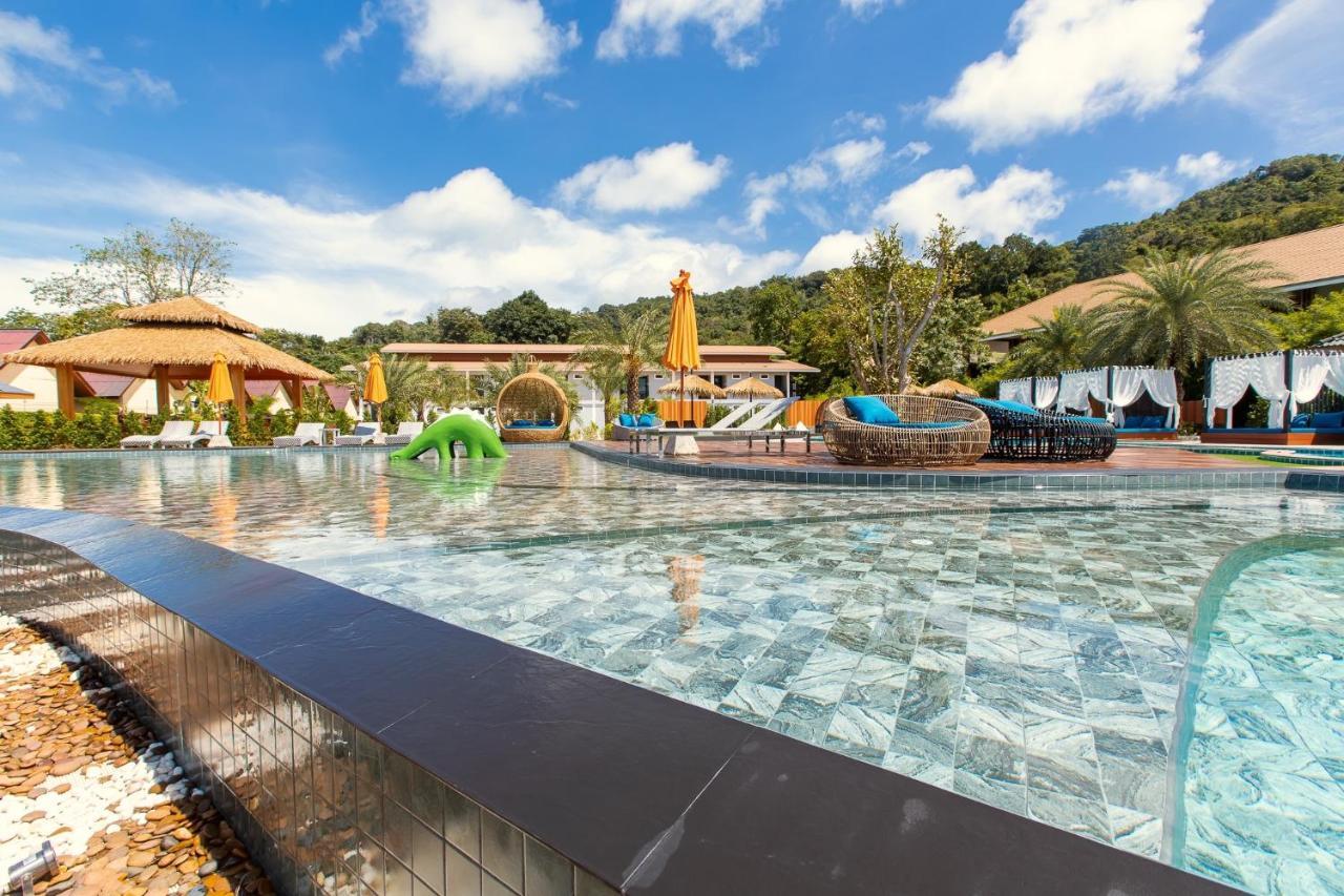 U Rip Resort Phi Phi Hotel Экстерьер фото